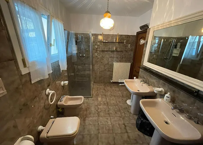 Feriehus Oasi Di Pace A 3 Km Dal Mare Imperia